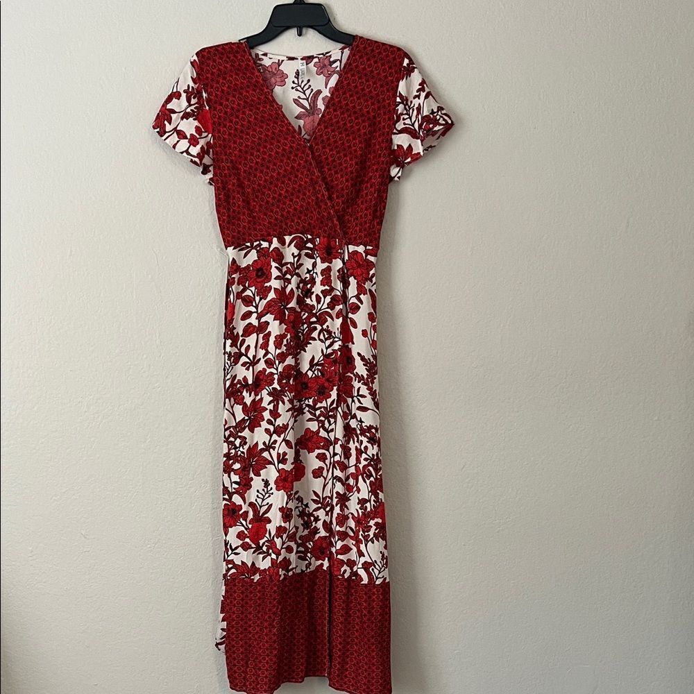 Like New! Lapis Elegant Red and White Floral Dress